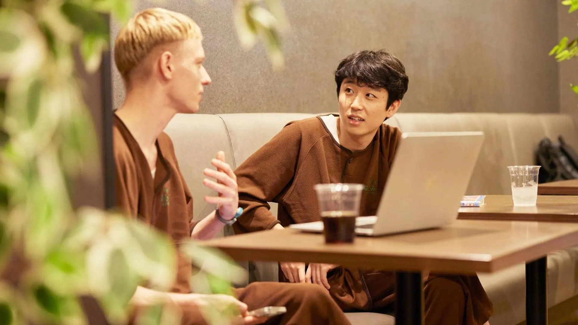 Hôtel capsule Anshin Oyado Shinjuku Ekimaeten Tōkyō Japon