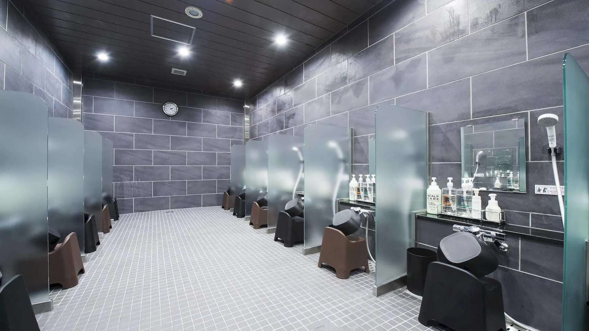 Hôtel capsule Anshin Oyado Shinjuku Ekimaeten Tōkyō